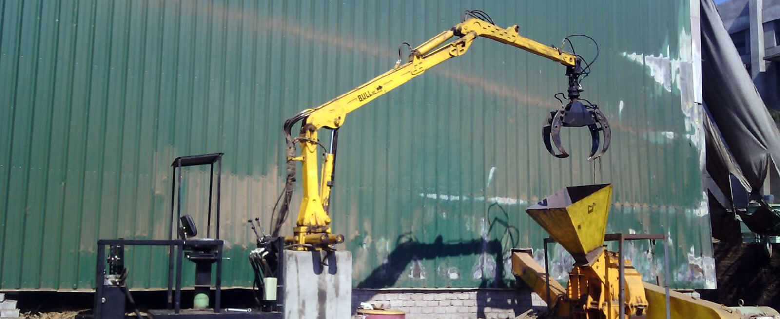 concrete-radial-loader